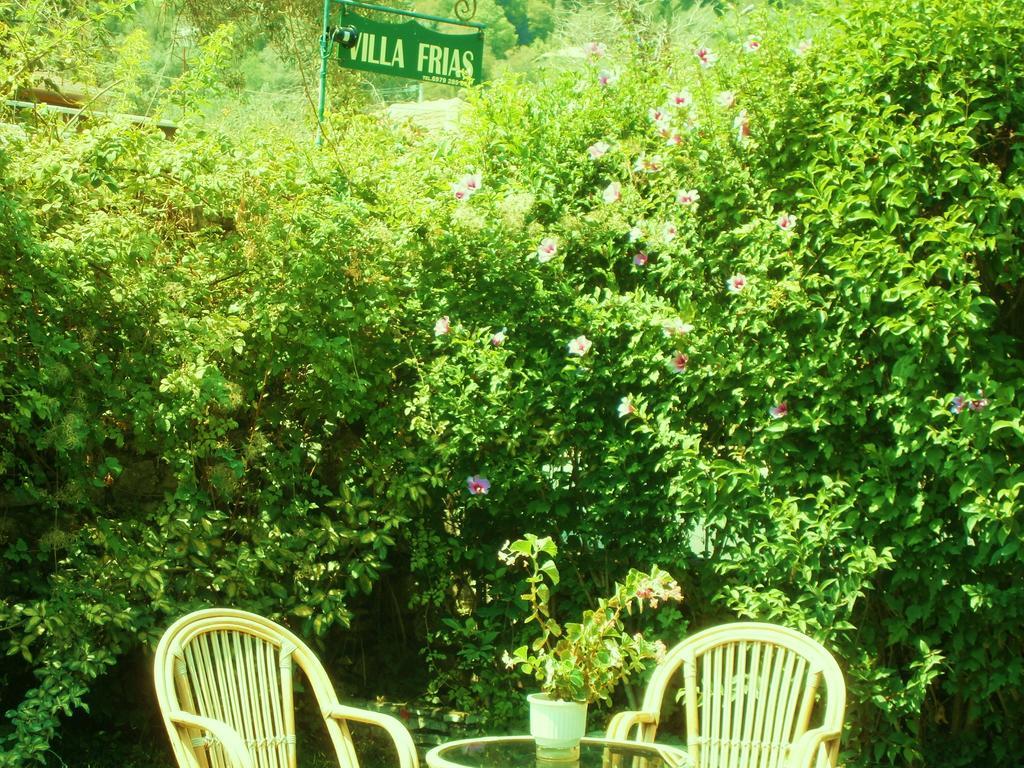 Villa Frias Asprogerakata Habitación foto