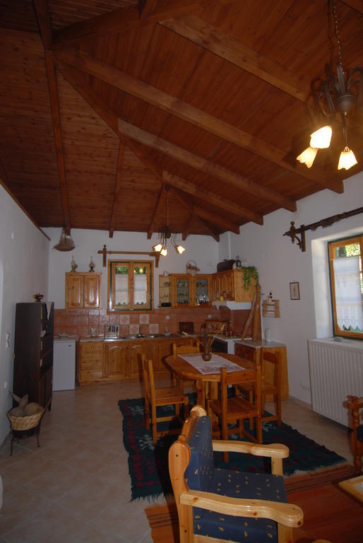 Villa Frias Asprogerakata Habitación foto
